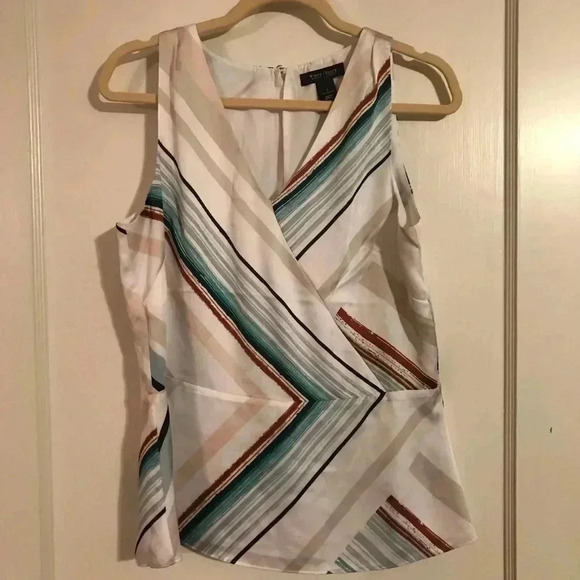 WHBM sleeveless blouse - Picture 1 of 3
